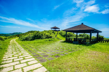 용동남문해양공원(용동사계만) 여행 추천 - 메고지고