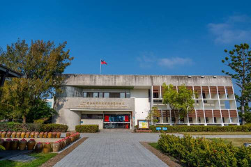 베이먼 치안라이예 식료품점 여행 추천 - 메고지고