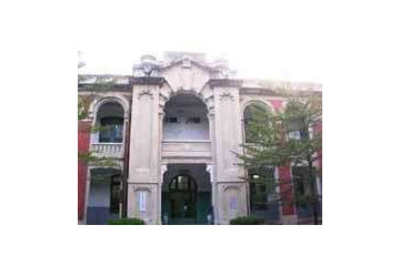 난1중학교 홍루와 소강당(구 타이난국립2중학교 본관과 강의실) 여행 추천 - 메고지고