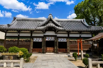 이즈미 홀사 신사 여행 추천 - 메고지고
