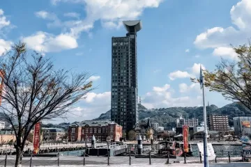 기타큐슈시 모지코 노란 바나나 우체통 여행 추천 - 메고지고
