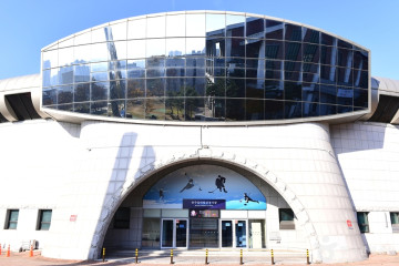 한해랑아트홀 여행 추천 - 메고지고