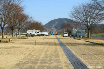 허쉬캠프 여행 추천 - 메고지고