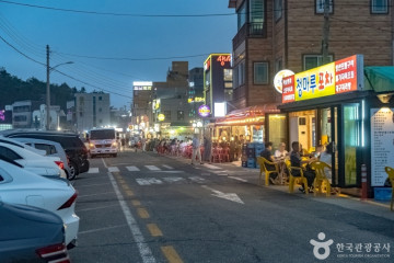 동명동성당 여행 추천 - 메고지고