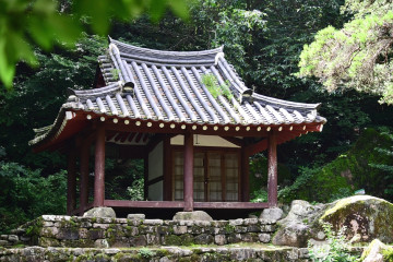 충장사 여행 추천 - 메고지고