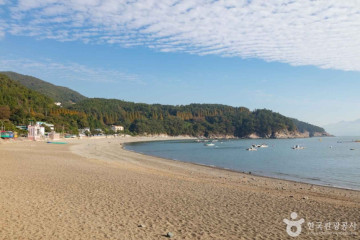 만흥공원 여행 추천 - 메고지고