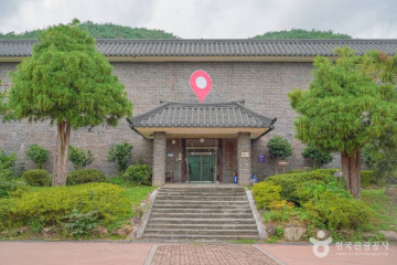 송재 서재필선생 생가와 기념공원 여행 추천 - 메고지고