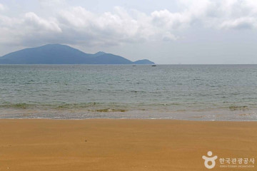 삼문산 여행 추천 - 메고지고