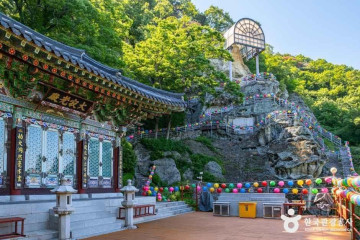 경주 골굴암 마애여래좌상 여행 추천 - 메고지고