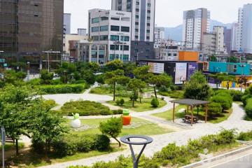 역전근린공원 여행 추천 - 메고지고
