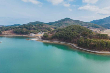 남해국제탈공연박물관 여행 추천 - 메고지고