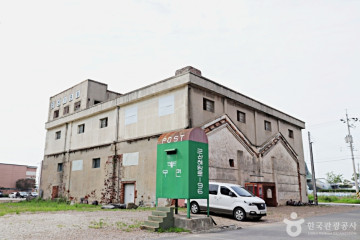 근대건축관 (구)조선은행군산지점 여행 추천 - 메고지고