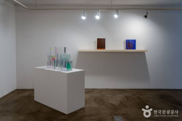 제헌국회전시관(제헌회관) 여행 추천 - 메고지고