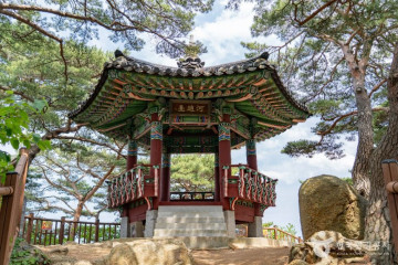 하조대 무인등대 여행 추천 - 메고지고
