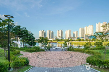 수성구립 고산도서관 여행 추천 - 메고지고