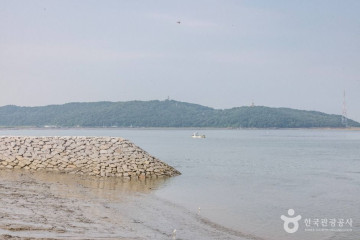 삼산저수지 여행 추천 - 메고지고