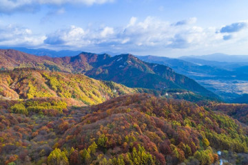 거창 가섭암지 마애여래삼존입상 여행 추천 - 메고지고
