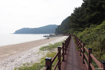 남대문바위 여행 추천 - 메고지고