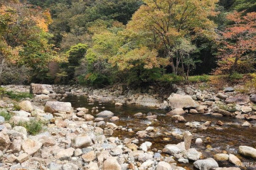 석산계곡 여행 추천 - 메고지고