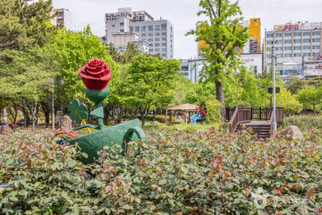 금곡동 율리 바위그늘유적 여행 추천 - 메고지고
