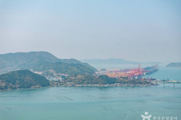천성항 방파제등대 여행 추천 - 메고지고