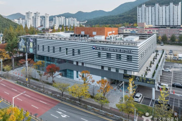 장유율하카페거리 여행 추천 - 메고지고