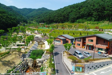 진천 배티 성지 여행 추천 - 메고지고