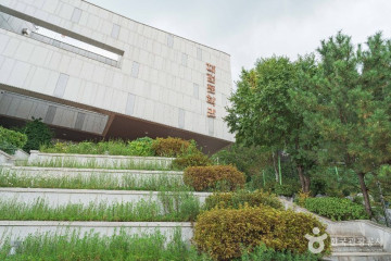 이시직공정려각 여행 추천 - 메고지고