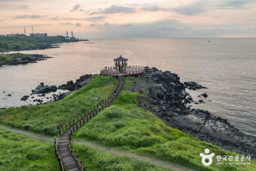 신촌향사 여행 추천 - 메고지고