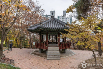 금나래아트홀 여행 추천 - 메고지고