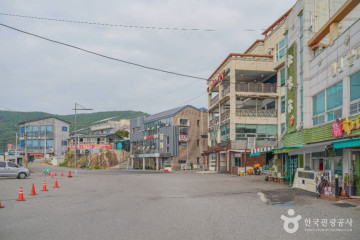 죽성항 여행 추천 - 메고지고