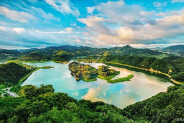 요산공원 여행 추천 - 메고지고