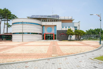 덕천서원(거창) 여행 추천 - 메고지고