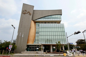 우송예술회관 여행 추천 - 메고지고