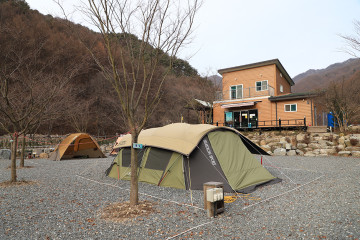 신대리야영장 여행 추천 - 메고지고