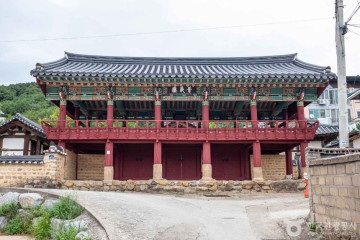 찬경루 여행 추천 - 메고지고