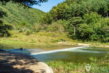 아침가리계곡 여행 추천 - 메고지고