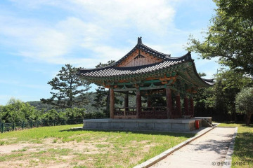 경주 감은사지 여행 추천 - 메고지고