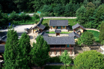 영주 신암리 마애여래삼존상 여행 추천 - 메고지고