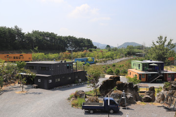한반도 뗏목마을 여행 추천 - 메고지고