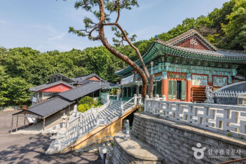 흥륜사(인천) 여행 추천 - 메고지고