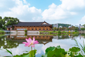 전북특별자치도립국악원 여행 추천 - 메고지고