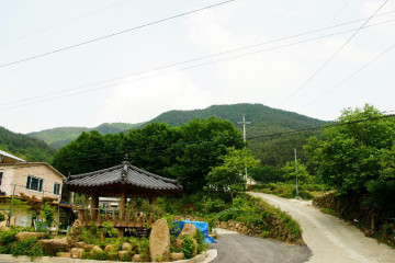 청암 하동호 산중호수길 여행 추천 - 메고지고