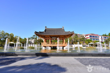 전북대학교 박물관 여행 추천 - 메고지고