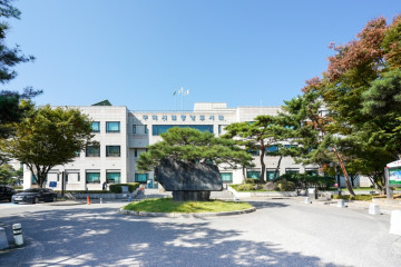 구미시문화예술회관 여행 추천 - 메고지고
