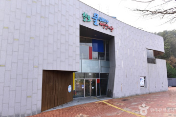 백암리남근석 여행 추천 - 메고지고