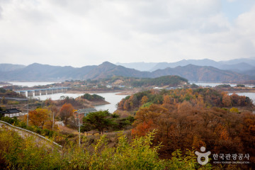 옥천암(진안) 여행 추천 - 메고지고
