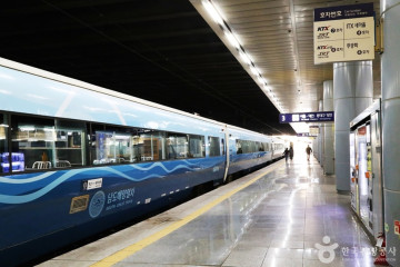 부산북항 친수공원 여행 추천 - 메고지고