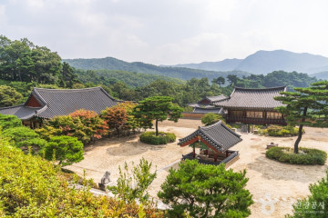 충주 창룡사 다층 청석탑 여행 추천 - 메고지고