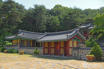 배방월천도서관 여행 추천 - 메고지고